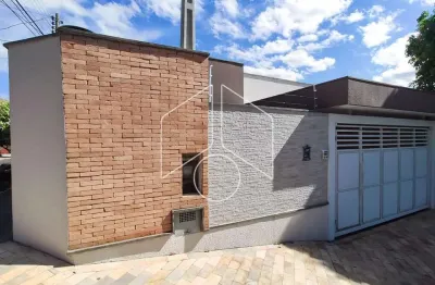 Casa com 3 quartos para alugar na Rua Taquaritinga, 8138, Alto Cafezal, Marília