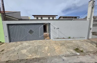 Casa com 3 quartos para alugar na Rua Doutor João Valverde, 1125, Fragata, Marília