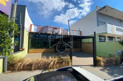 Apresentamos uma excelente oportunidade para locação e venda de um imóvel comercial na zona norte de marília.