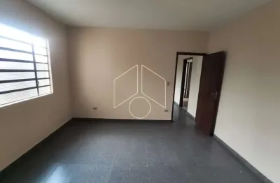 Apartamento com 3 quartos para alugar na Avenida Carlos Artêncio, 168, Fragata, Marília