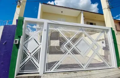 Casa com 3 quartos para alugar na Rua Ângelo Seleghin, 7092, Jardim Parati, Marília
