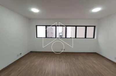 Sala comercial para alugar na Avenida das Esmeraldas, 8107, Jardim Tangará, Marília