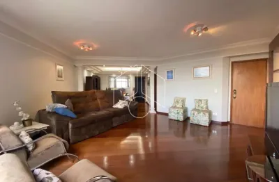 Apartamento com 3 quartos para alugar na Rua Quatro de Abril, 1115, Centro, Marília