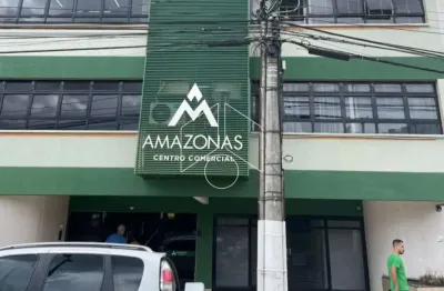 Sala comercial para alugar na Avenida Ipiranga, 861, Marília, Marília