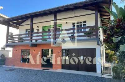 Casa com 4 quartos à venda no testo rega, pomerode , 380 m2 por r$ 1.200.000