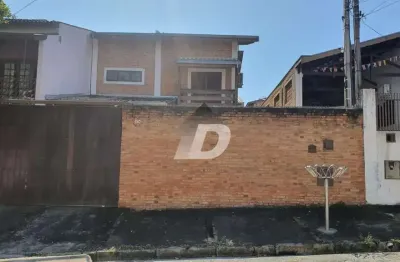 Casa em condomínio fechado com 3 quartos à venda na rua frederico kaschel, 480, parque jambeiro, campinas, 200 m2 por r$ 900.000