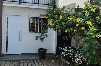 Casa de condomínio com quintal 2 dormitórios 2 vagas em suzano