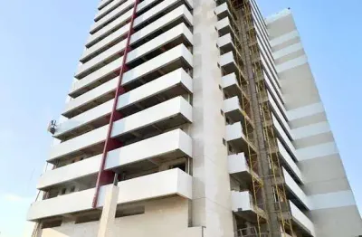 Apartamento 1 dormitório amplo, sacada, 1 vaga, bairro caiçara.
