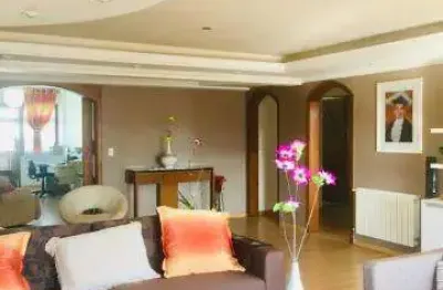 Cobertura com 5 quartos à venda no Centro, Caxias do Sul 