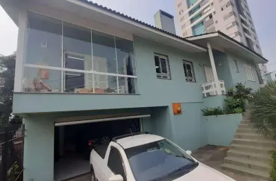 Casa com 3 quartos à venda na Bela Vista, Caxias do Sul 