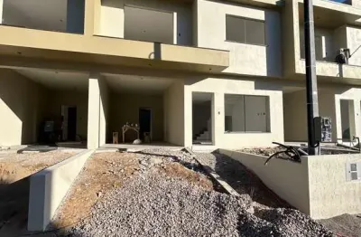 Casa com 3 quartos à venda no São Luiz, Caxias do Sul 