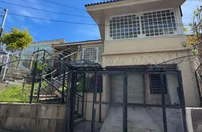 Casa com 2 quartos para alugar no Centro, Caxias do Sul 