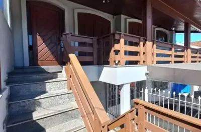 Casa com 4 quartos para alugar no Santa Lúcia do Piaí, Caxias do Sul 