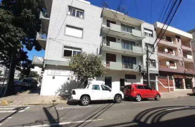 Apartamento com 3 quartos para alugar no Centro, Caxias do Sul 