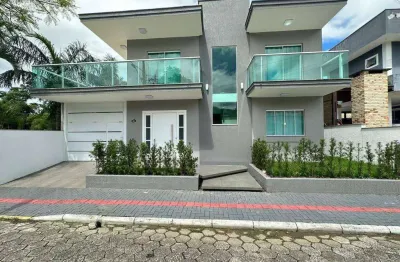 C201 - casa de alto padrão em condomínio  em itapema