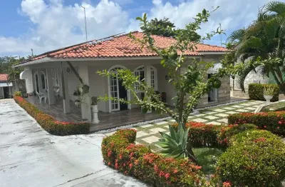 Imperdível! casa de luxo em condomínio no portão, lauro de freitas-ba: 4 quartos, 3 suítes, 2 salas, 5 banheiros, 5 vagas, 1.000m². venha conferir!