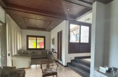 Imóvel espaçoso à venda em lauro de freitas-ba: casa de 4 quartos no bairro portão com 300m² de área