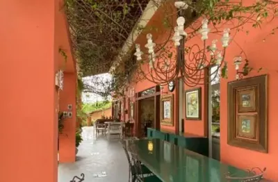 Luxuosa mansão de 6 quartos e 4 suítes à venda em lauro de freitas, ba, no bairro portão - 900,00 m² de pura sofisticação.