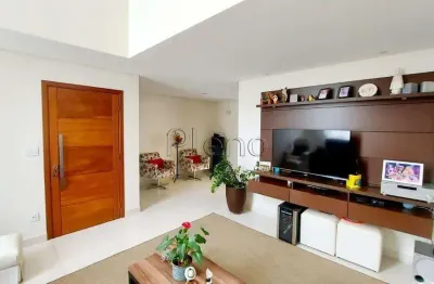 Casa á venda com 3 quartos no florada da mata, valinhos