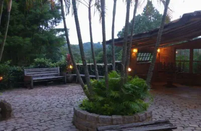 Chácara para venda e locação com 2 quartos na cachoeira, vinhedo.