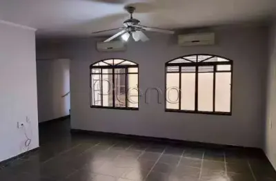 Sobrado à venda em campinas, parque são quirino, com 3 quartos, com 250 m²