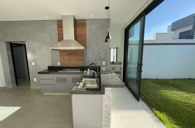 Casa à venda em paulínia, parque brasil 500, com 3 suítes, com 170 m², residencial royal garden