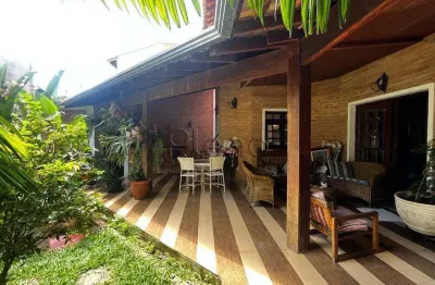 Casa à venda em campinas, loteamento chácara prado, com 3 suítes, com 310 m²
