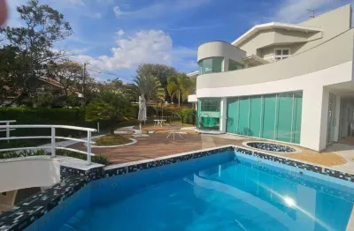 Sobrado à venda em valinhos, chácara flora, com 4 suítes, com 525 m²