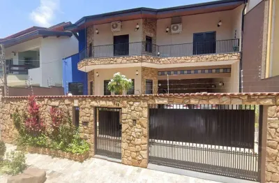 Sobrado à venda em campinas, jardim chapadão, com 4 quartos, com 295 m²