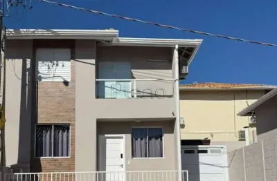 Sobrado à venda em campinas, parque rural fazenda santa cândida, com 3 quartos, com 110 m²