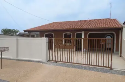 Casa para alugar em valinhos, vila santo antônio, com 3 quartos, com 150 m²