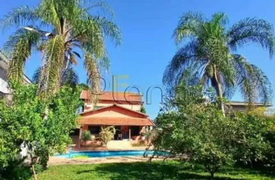 Sobrado à venda em vinhedo, vista alegre, com 3 suítes, com 517 m²