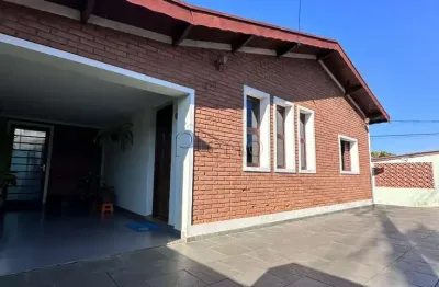 Casa à venda em valinhos, vila santo antônio, com 4 quartos, com 204 m²