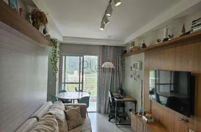 Apartamento à venda em Valinhos, Parque das Colinas, com 2 quartos, com 49 m²