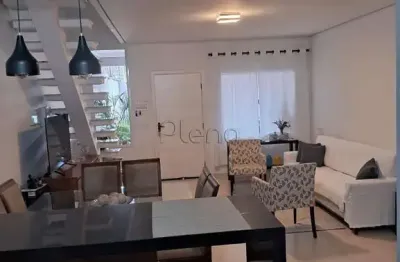 Sobrado à venda em Campinas, Parque Jambeiro, com 3 quartos, com 145 m²