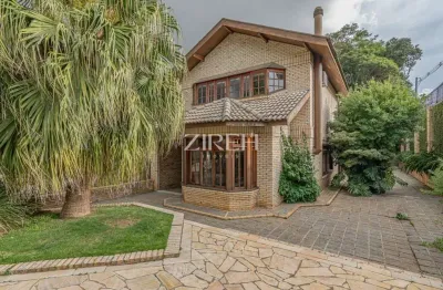 Casa em condomínio fechado com 6 quartos para alugar na Alameda das Hortênsias, 167, Mossunguê, Curitiba por R$ 18.000