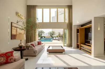 Casa em condomínio fechado com 4 quartos para alugar na Rua Paulo Gorski, 1101, Campo Comprido, Curitiba por R$ 25.000