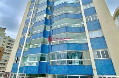 Apartamento no Centro de Navegantes, prédio de frente para o mar. Apartamento la