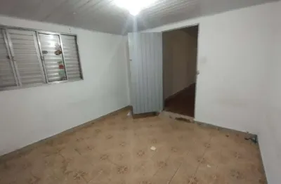 Casa com 1 quarto para alugar na Avenida Alberto Byington, Vila Maria, São Paulo