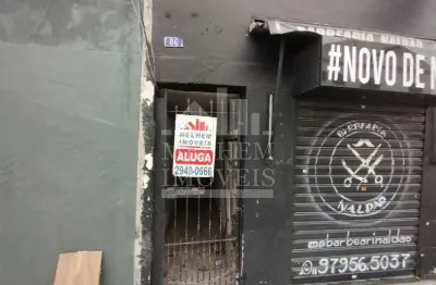 Casa com 2 quartos para alugar na Rua Pinho de Azevedo, Jardim Andaraí, São Paulo