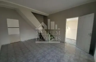 Casa com 2 quartos para alugar na Rua Amaro de Morais, Vila Sabrina, São Paulo