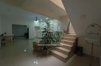 Casa com 4 quartos para alugar na Rua Luís Pedroso, Jardim Japão, São Paulo