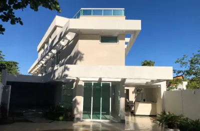 Camboinhas, maravilhosa casa na praia! pronta para morar!