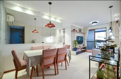 Icaraí, excelente apartamento, 2 quartos com varanda gourmet, perto do campo de são bento e da praia!