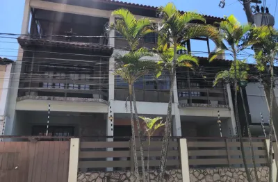 Praia de piratininga! casa com lazer pé na areia! piscina, jardins!