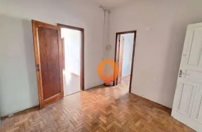 Casa três quartos uma vaga no floresta – proximo a avenida silviano brandão