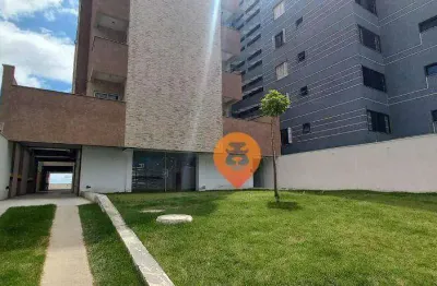 Apartamento com 2 suíres. área total de aproximadamente 64m2.