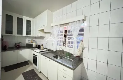 Casa à venda no jardim são francisco de assis na zona oeste de londrina pr
