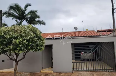 Casa à venda com 3 dormitórios e 1 suíte, residencial abussafe, londrina - pr