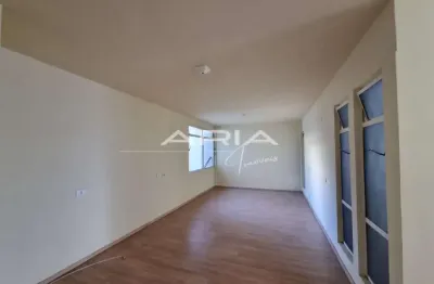 Casa com 3 quartos, sendo 1 suíte e 4 vagas no jardim alvorada, londrina - pr
